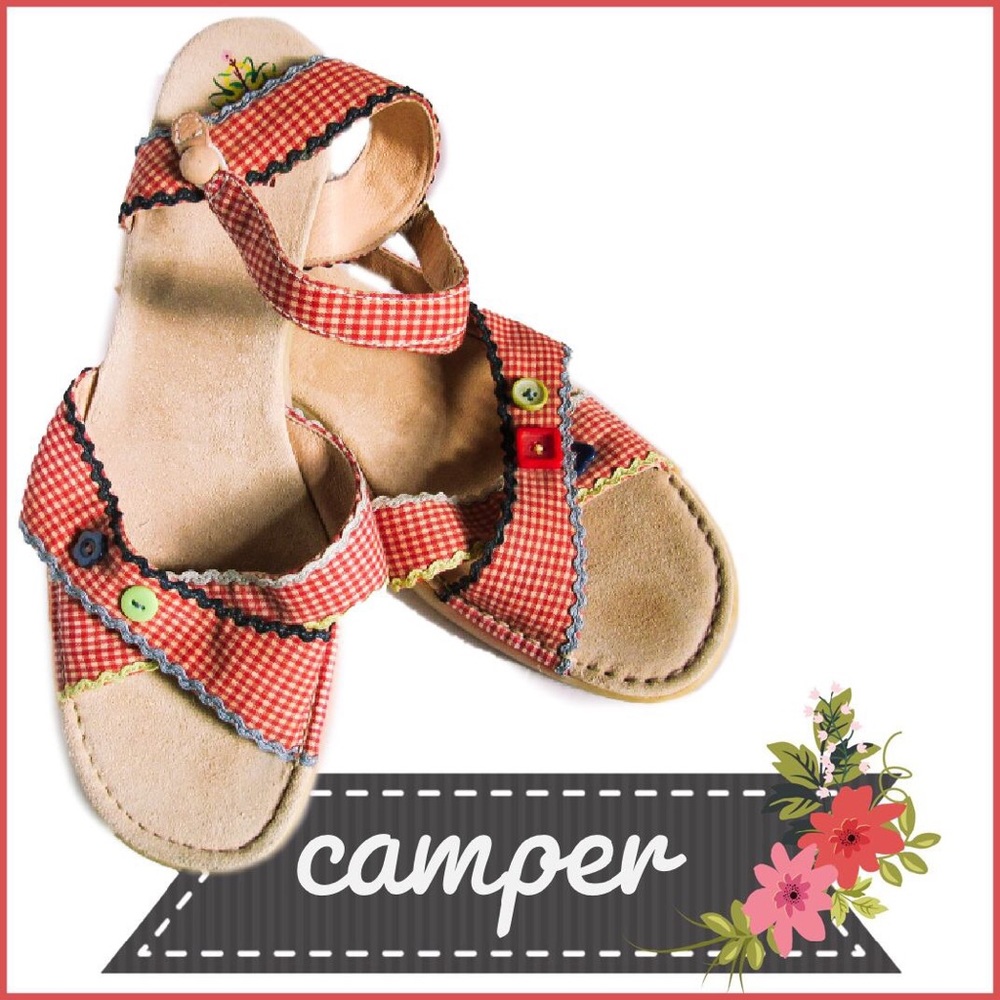 Gingham, Buttons and Ric-Rac Rubber Wedge Campers